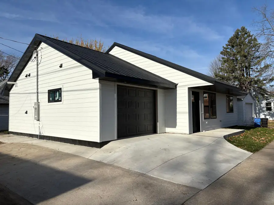 355 Laird Street, Winona, MN 55987 - Image #3