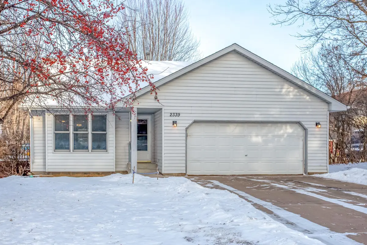 2339 Highwood Avenue E, Maplewood, MN 55119 - Image #1