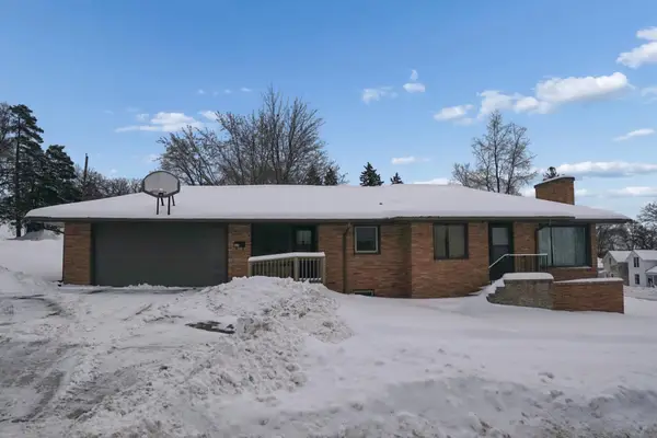 306 Division Street, Sauk Rapids, MN 56379