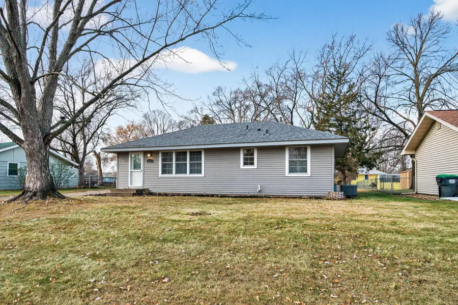 11424 Xavis Street Nw, Coon Rapids, MN 55433 - Image #2