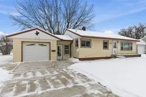 1024 32nd Avenue N, Saint Cloud, MN 56303 - Image #1