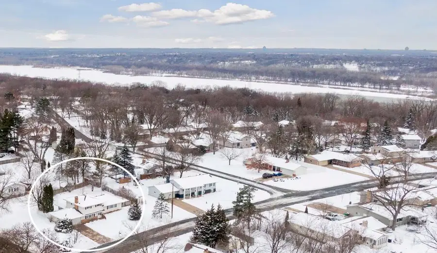 11204 Zebulon Pike Avenue, Burnsville, MN 55337 - #2