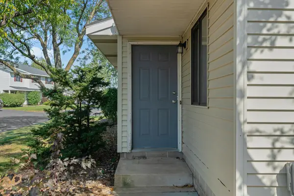 7765 157th Street W, Apple Valley, MN 55124