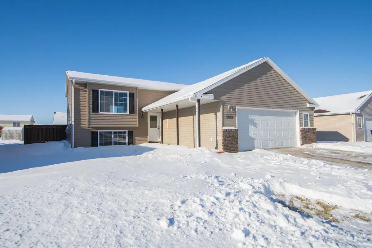 3023 33rd Street S, Moorhead, MN 56560 - Image #1