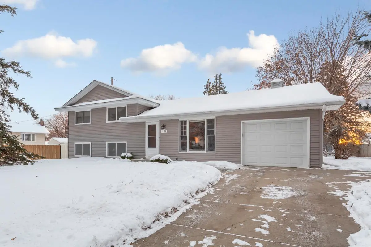 8232 Hemingway Avenue S, Cottage Grove, MN 55016 - Image #1