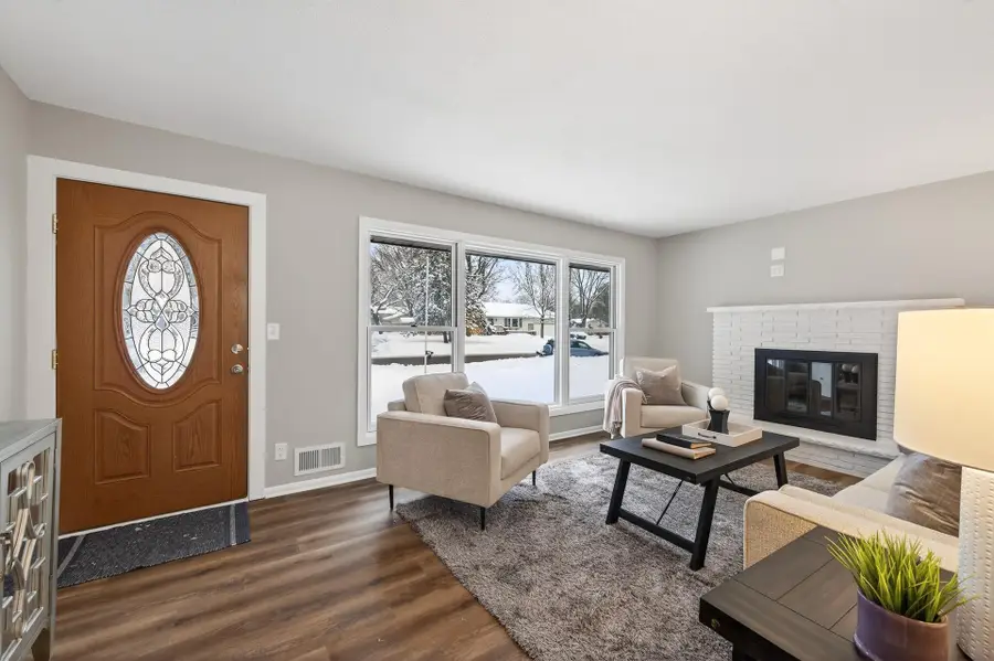 907 40th Lane, Anoka, MN 55303 - Image #3