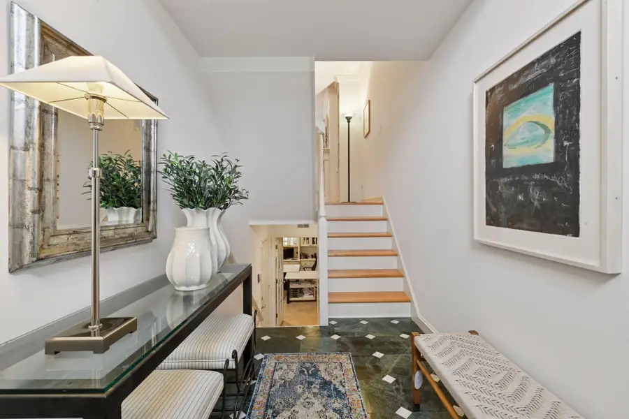 103 Edgewood Court, Wayzata, MN 55391 - #3