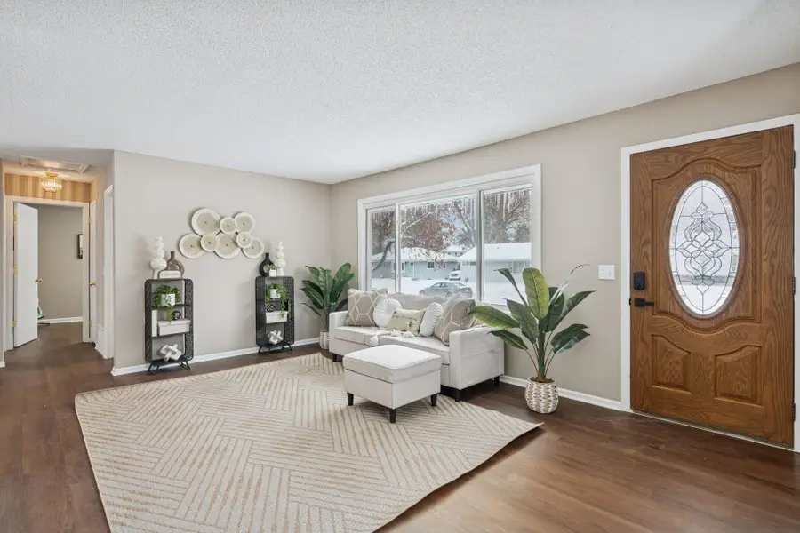 4949 Welcome Avenue N, Crystal, MN 55429 - Image #3