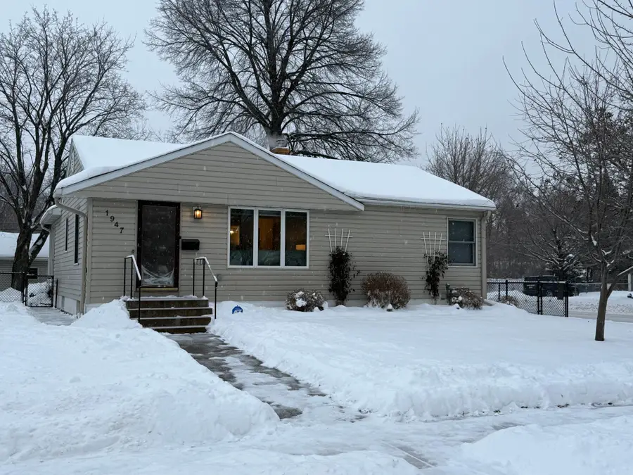 1947 Field Avenue, Saint Paul, MN 55116 - Image #3
