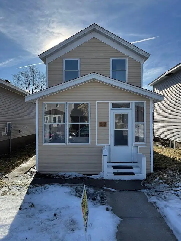 312 2nd Avenue Se, Waseca, MN 56093