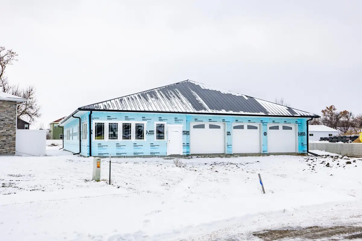 5875 31st Street S, Fargo, ND 58104 - Image #1