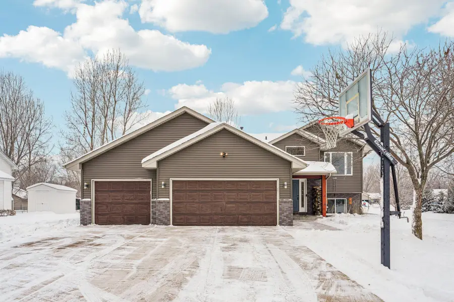 29614 Nathan Avenue, Lindstrom, MN 55045 - Image #3