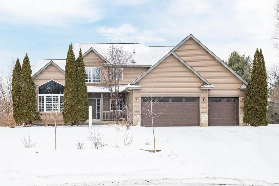 303 Bluff Road, Carver, MN 55315 - Image #2