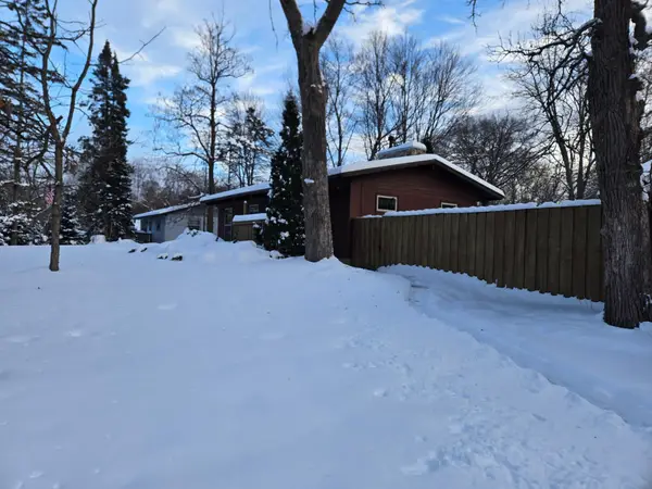 6848 230th Avenue Ne, Stacy, MN 55079