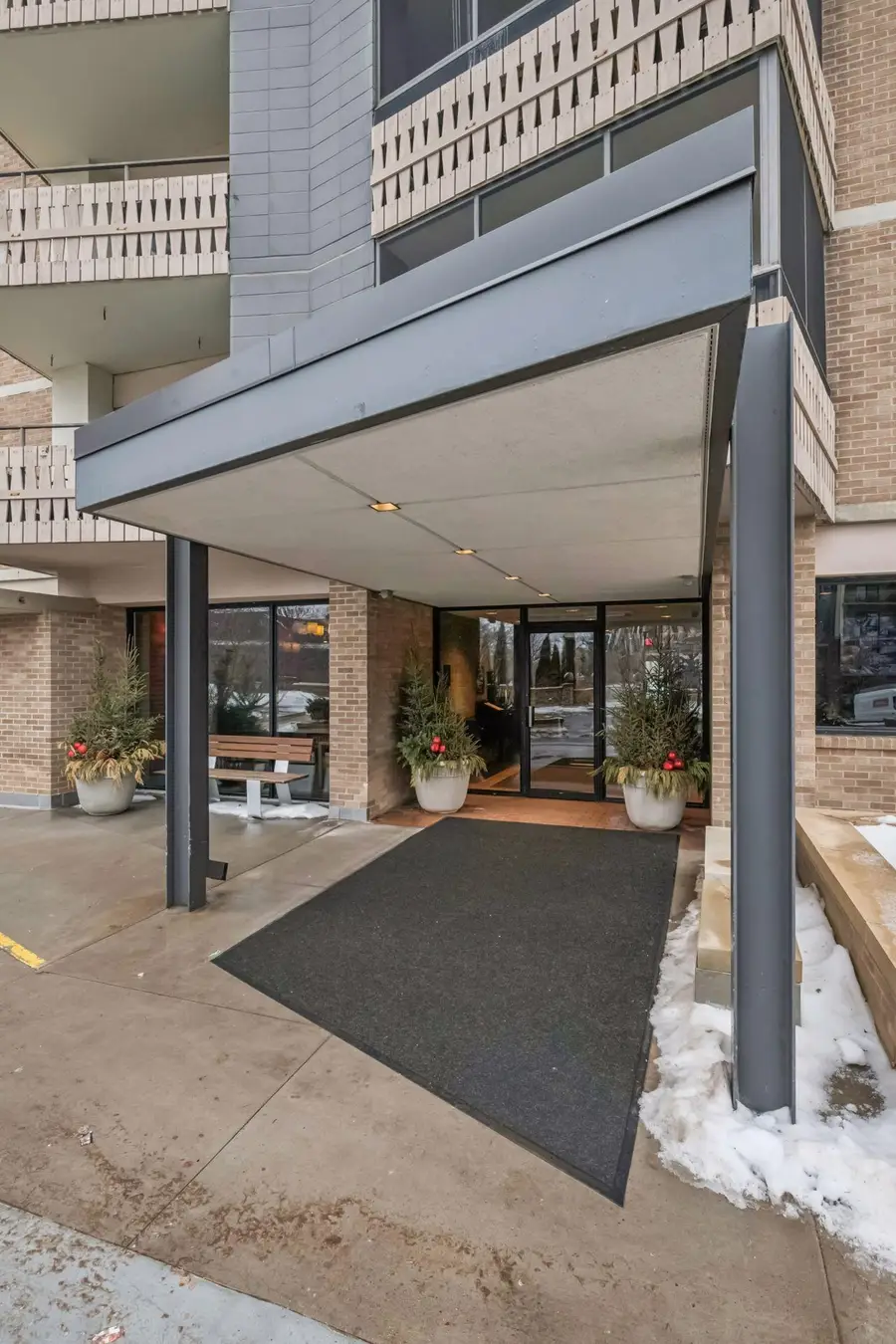 400 Groveland Avenue #910, Minneapolis, MN 55403 - Image #3