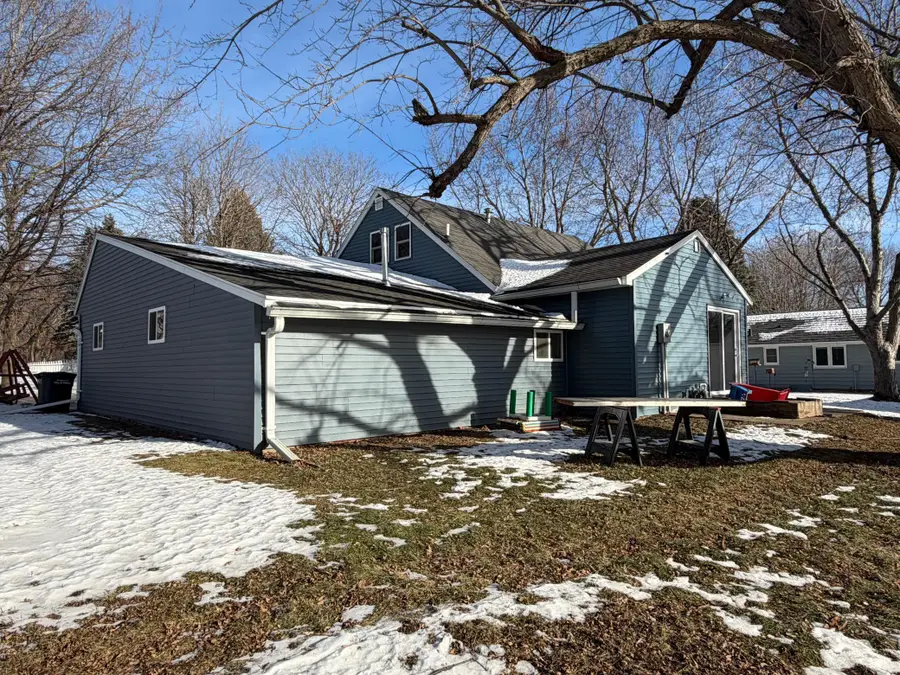 935 4th Street Ne, Sibley, IA 51249 - Image #3