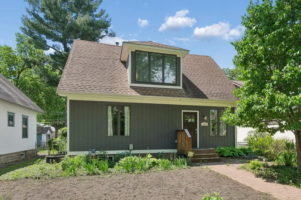 3208 40th Avenue S, Minneapolis, MN 55406 - #1