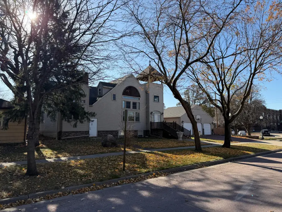 227 W 5th Street, Mankato, MN 56001 - Image #2