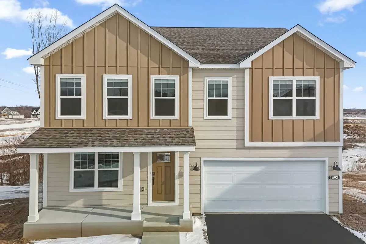 1692 Langston Avenue Ne, Saint Michael, MN 55376 - #1