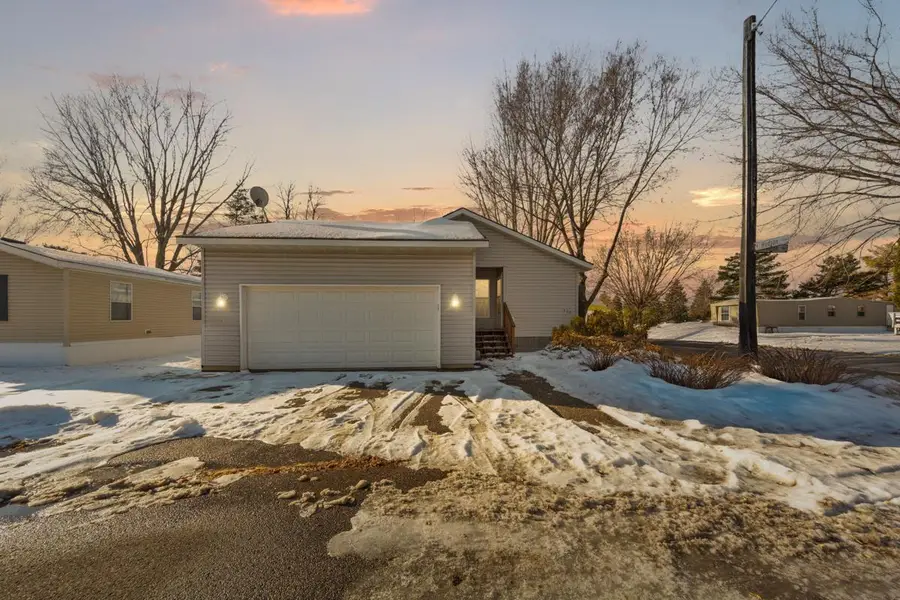 436 W Hudson Avenue W, Mankato, MN 56001 - #2