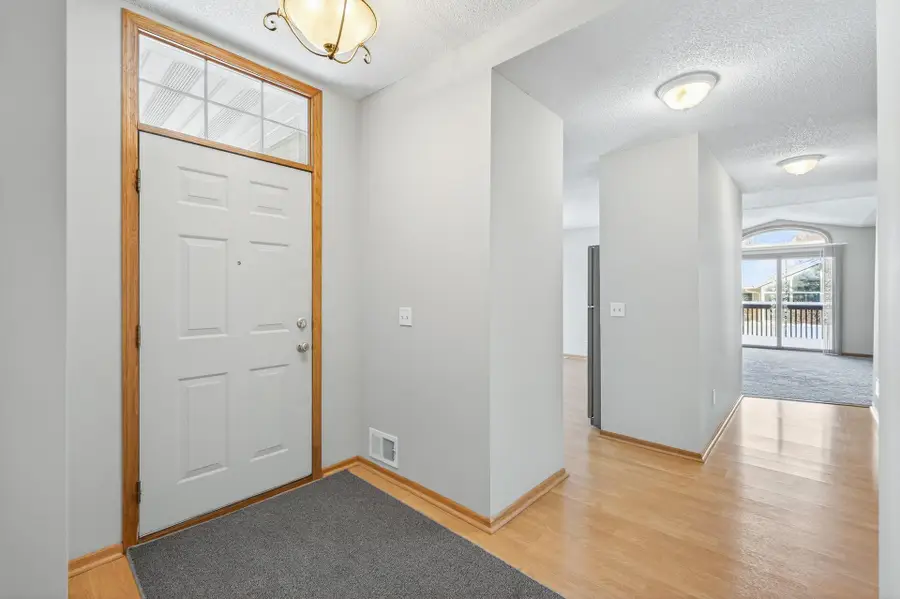 2121 Southwind Road, Maplewood, MN 55109 - Image #3