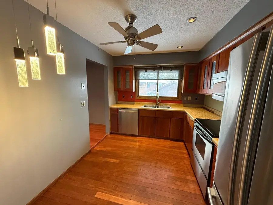 414 Aurora Avenue, Saint Paul, MN 55103 - Image #2