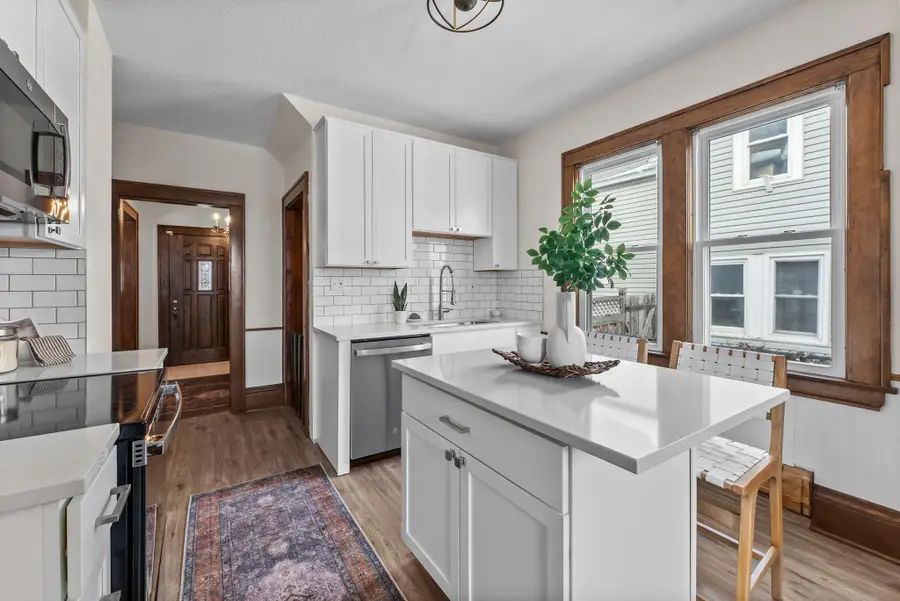 137 9th Avenue S, South Saint Paul, MN 55075 - Image #3