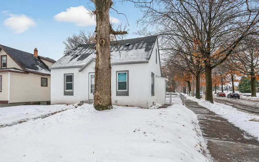 2125 44th Avenue N, Minneapolis, MN 55412 - #2