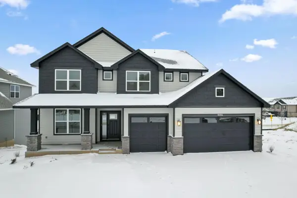 8693 Periwinkle Boulevard, Woodbury, MN 55129