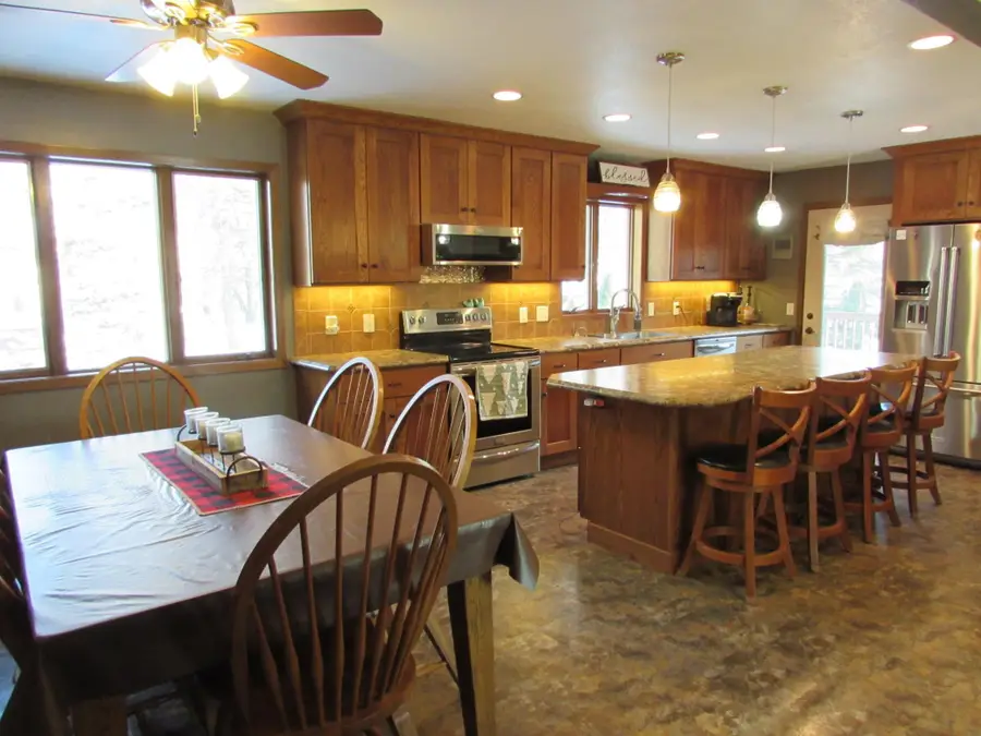 501 S Fairlakes Avenue, Fairmont, MN 56031 - Image #3