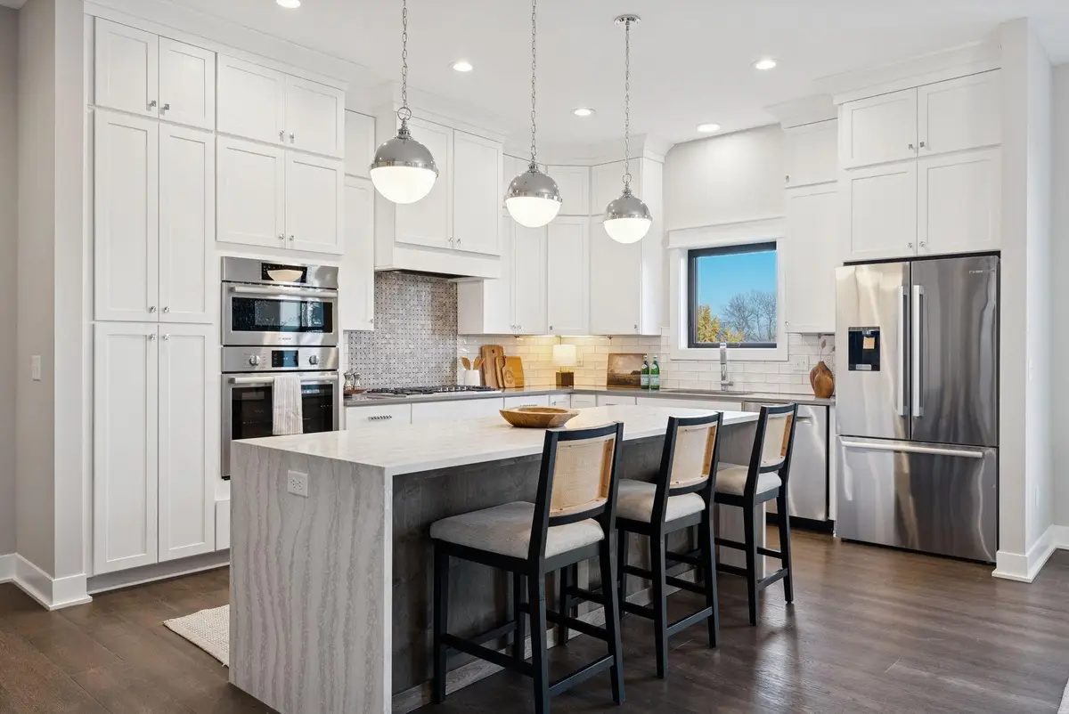 5754 Shady Oak Road S #1, Minnetonka, MN 55343 - Image #1