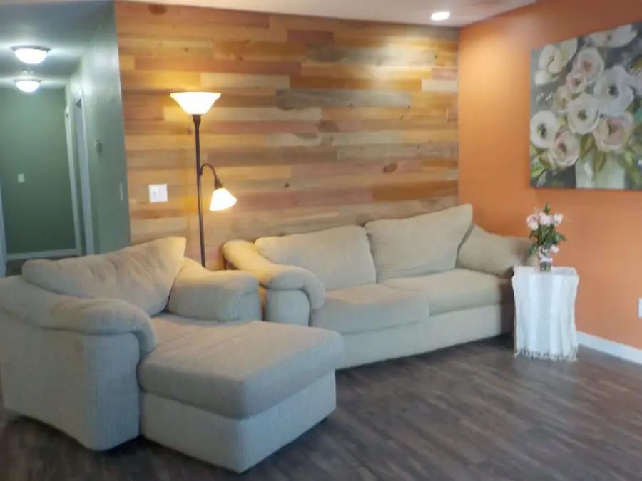 120 N 2nd Avenue N, Wahpeton, ND 58075 - Image #2