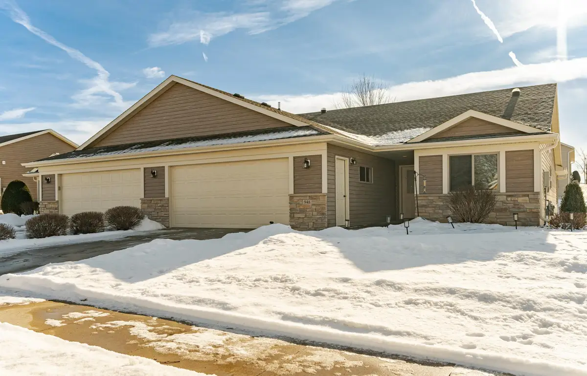 948 Southern Ridge Drive Sw, Rochester, MN 55902 - Image #1