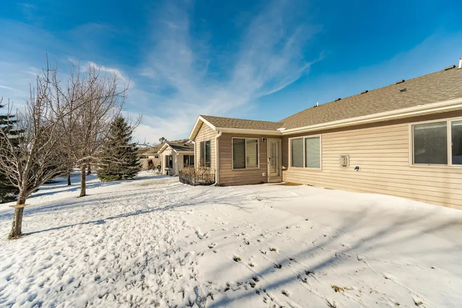 948 Southern Ridge Drive Sw, Rochester, MN 55902 - Image #3