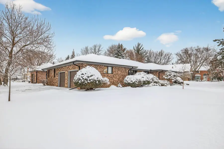 1885 Heather Court, West Saint Paul, MN 55118 - Image #2
