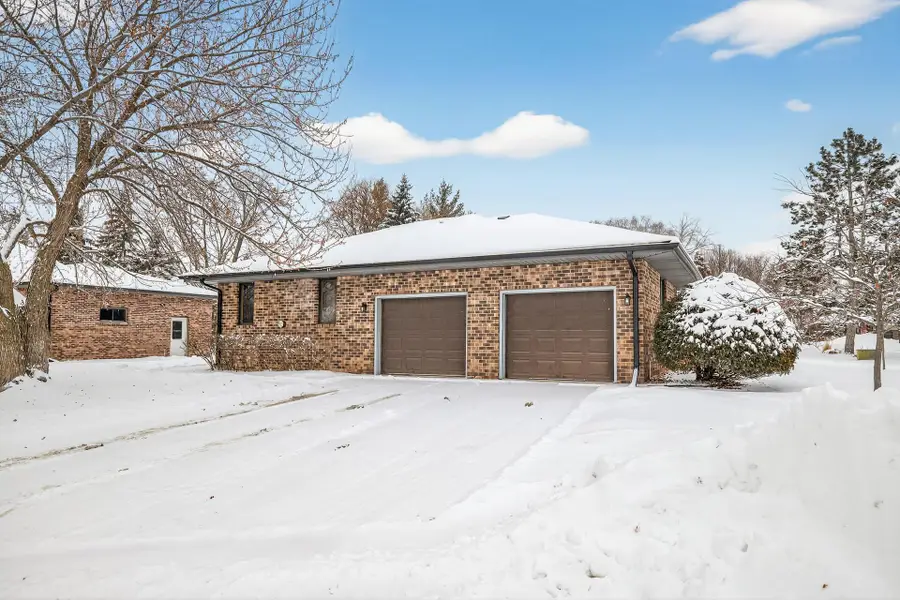 1885 Heather Court, West Saint Paul, MN 55118 - Image #3