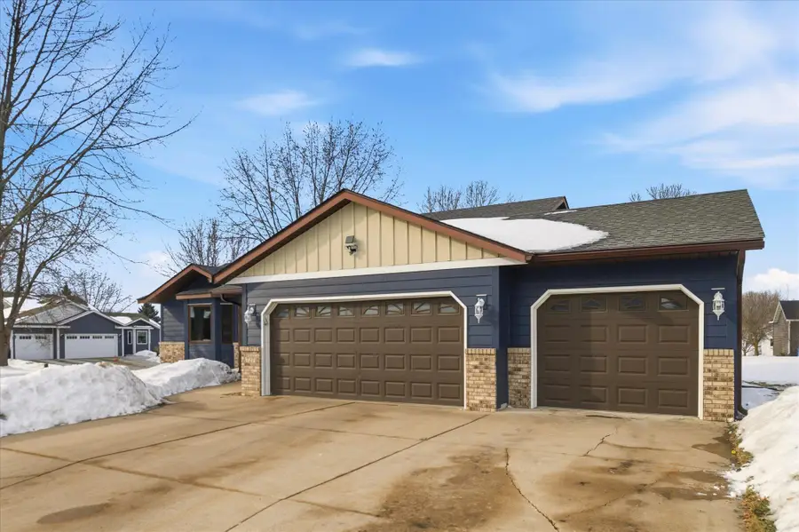 727 Garden Place, Sauk Rapids, MN 56379 - #3