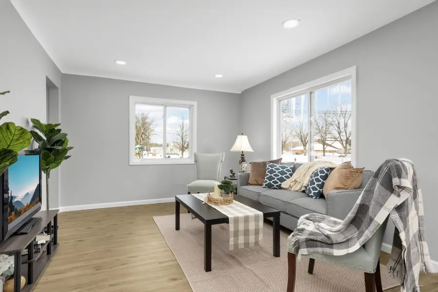 4533 Welcome Avenue N, Crystal, MN 55422 - Image #3