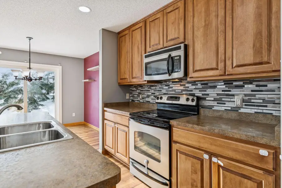 489 Canyon Boulevard, Hudson, WI 54016 - Image #2