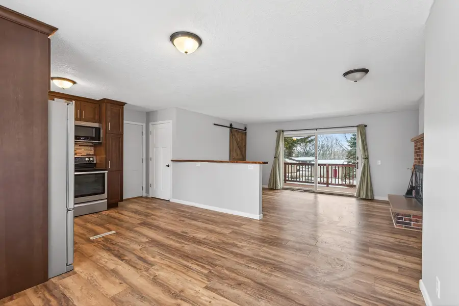 14860 Upper 55th Street N, Oak Park Heights, MN 55082 - Image #3