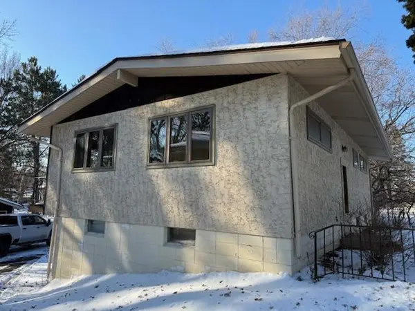 6937 Stillwater Boulevard N, Oakdale, MN 55128