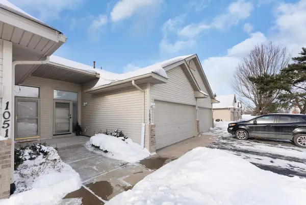 1043 Honeysuckle Lane Se, Cambridge, MN 55008