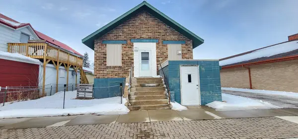 105 Main Street W, Eagle Bend, MN 56446