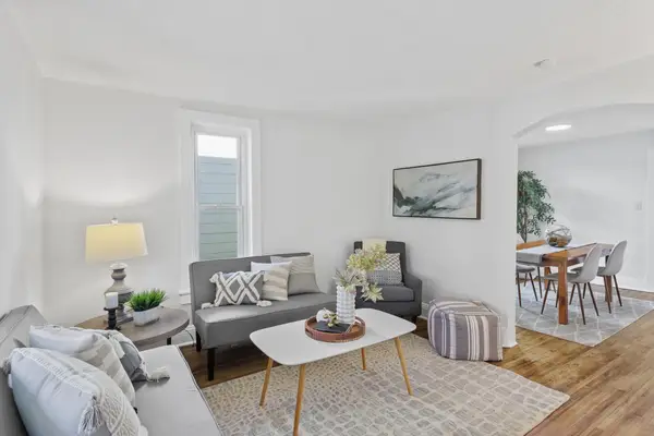 844 Howell Street N, Saint Paul, MN 55104