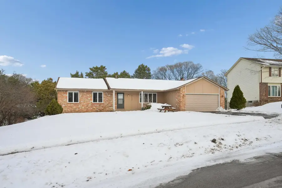 8124 W 103rd Street, Bloomington, MN 55438 - Image #2