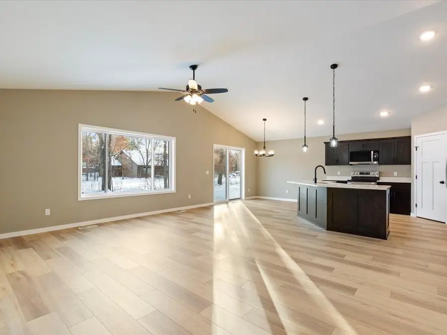 14518 Lynndale Drive, Baxter, MN 56401 - Image #2