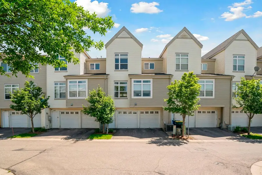 7413 Zane Avenue N, Brooklyn Park, MN 55443 - Image #2