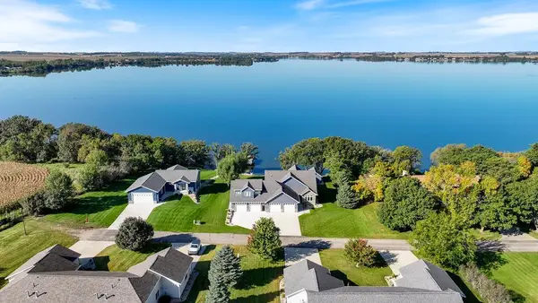 112 S Sunrise Street, Hendricks, MN 56136