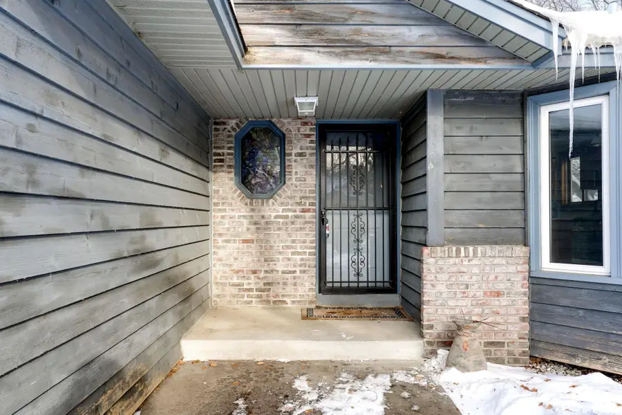 342 74th Avenue N, Brooklyn Park, MN 55444 - Image #3