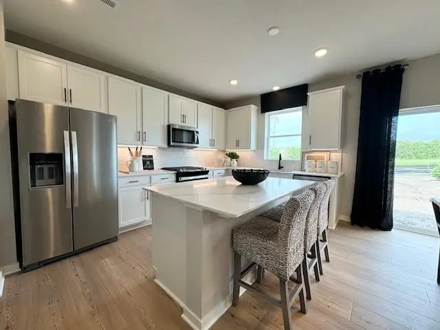 4947 Airlake Drive, Woodbury, MN 55129 - #2